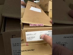 ein großes Inventar von Komponenten